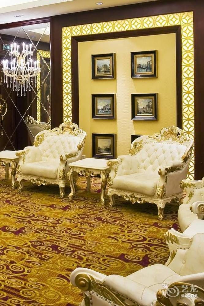 New Paris Hotel Harbin Exterior foto