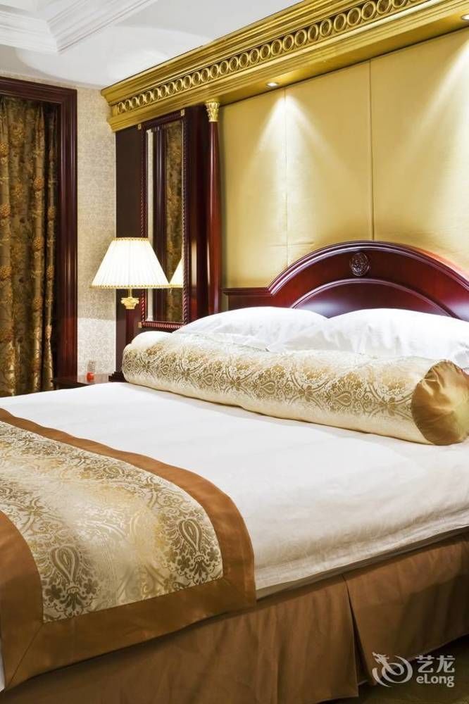 New Paris Hotel Harbin Exterior foto