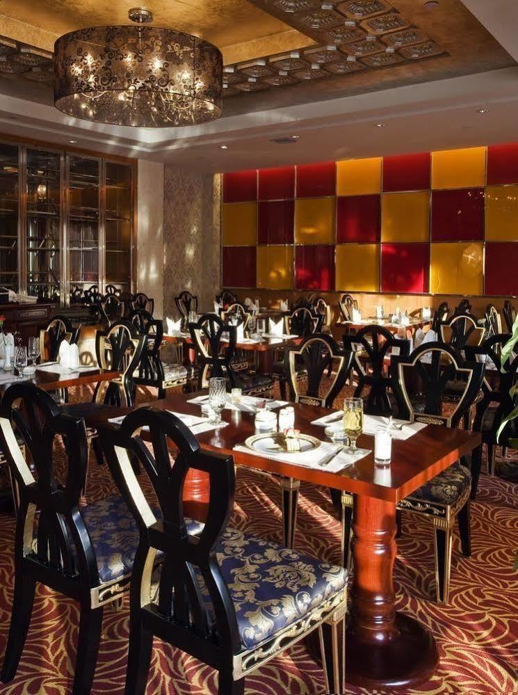 New Paris Hotel Harbin Exterior foto